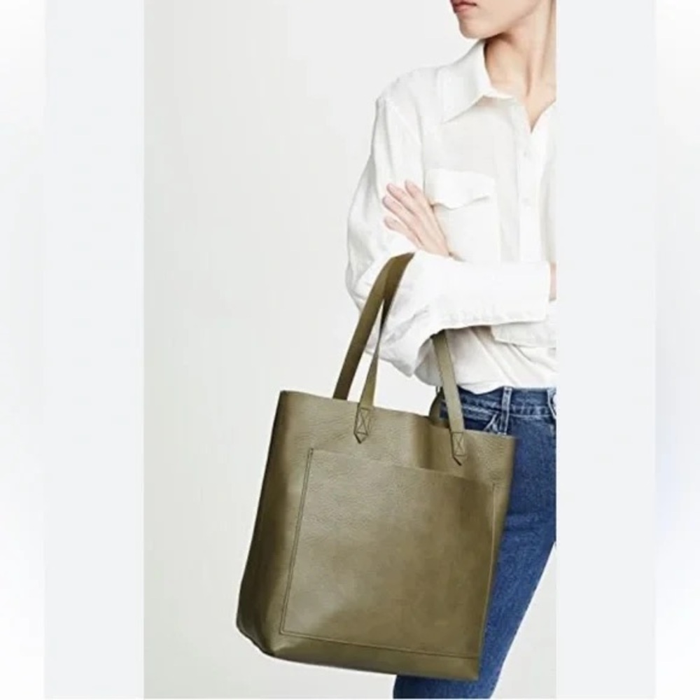 Madewell Leather Transport Tote Medium deep woodland (olive green)